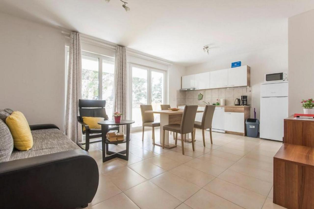 Apartments Villa Ema Zadar Extérieur photo